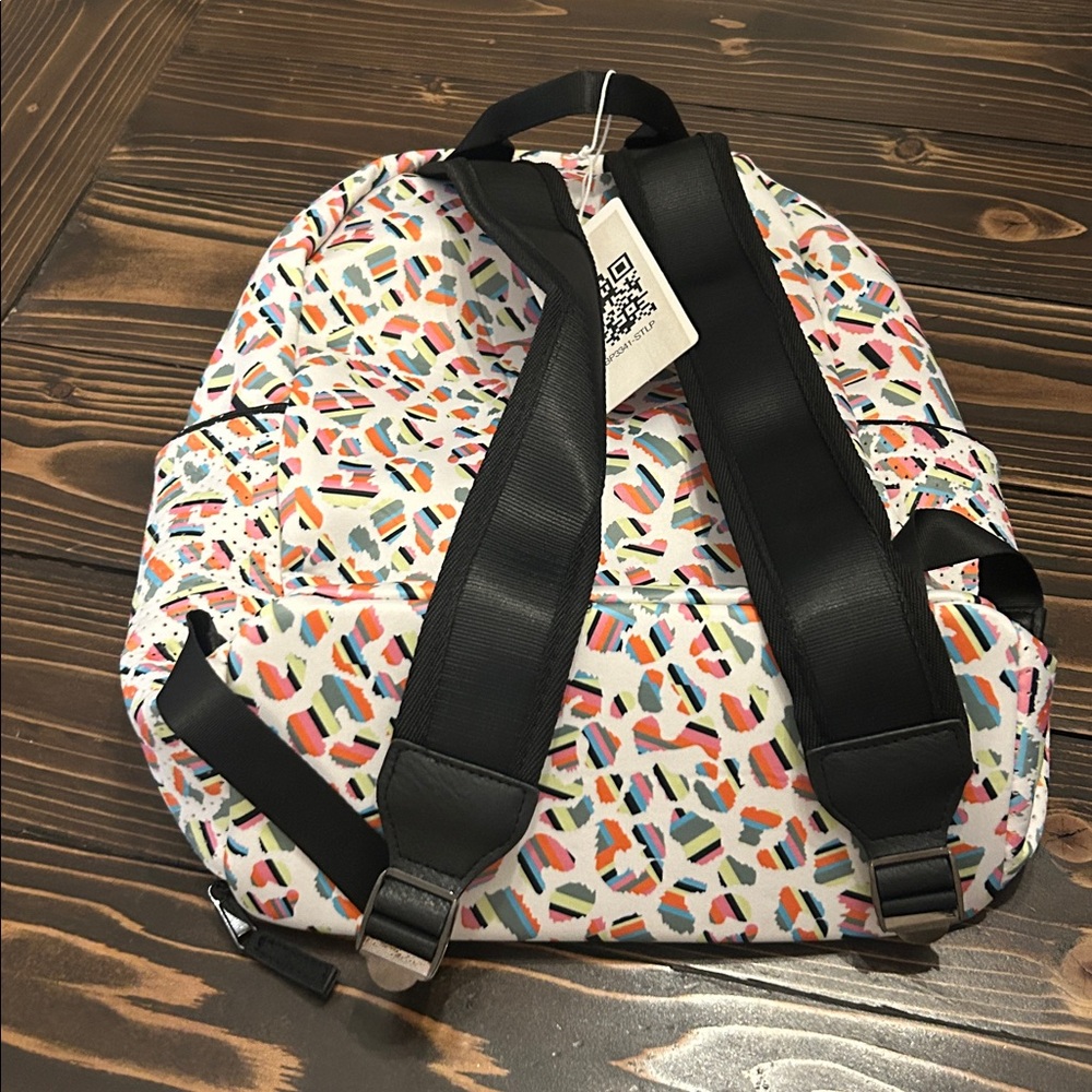 Colorful Backpack - * Not monogrammed * - Picture 8 of 9